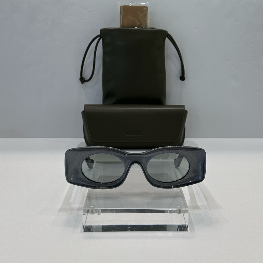 LOEWE Signature LW40033i 05X Grey Iridescent Sunglasses, 100% AUTHEN…